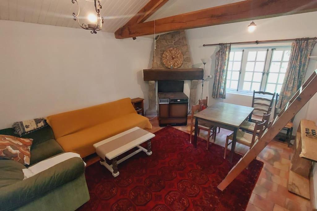 Gite Rustique - Perigord Vert - La Collina 24300 Abjat-sur-Bandiat Экстерьер фото
